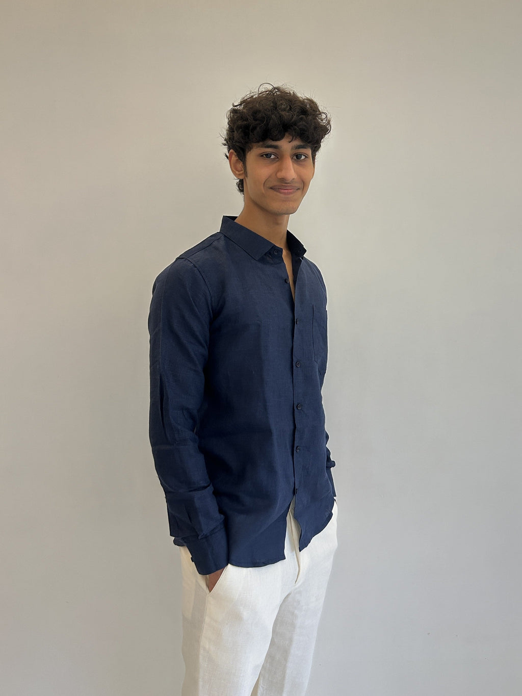Men's Pure Linen Shirt – Deep Navy Classic with Pocket 