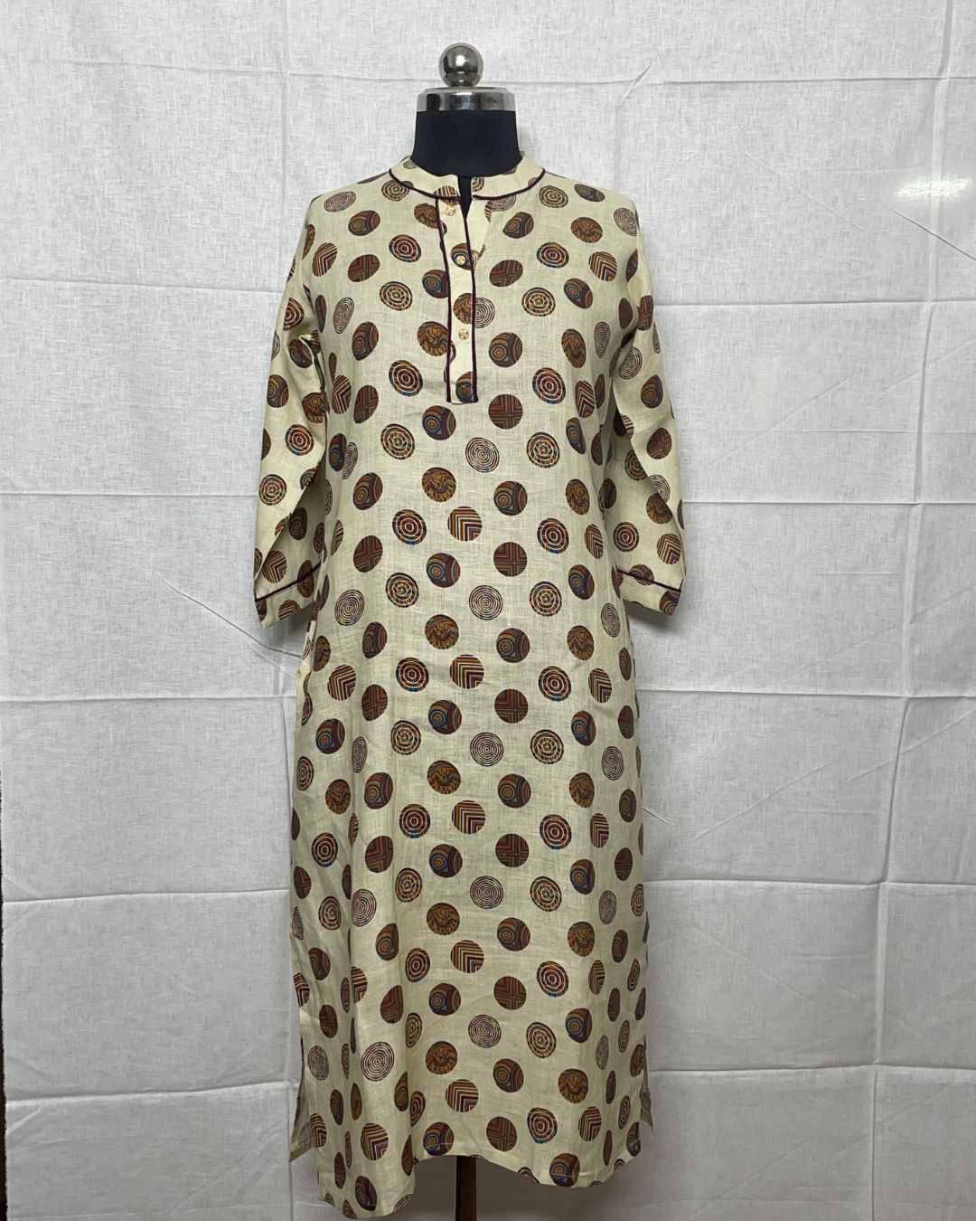Earth Circle Linen Kurti