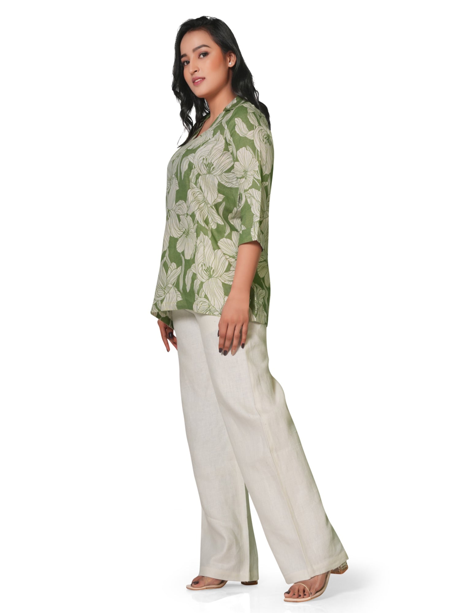 Women's Green Floral Printed Linen Top – V-Neck 3/4 Sleeve 