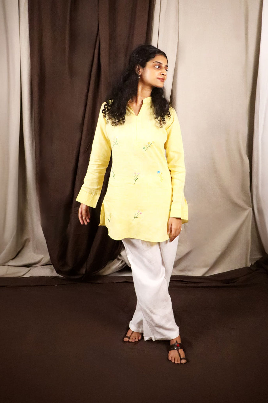 Embroidered Linen Short Kurti